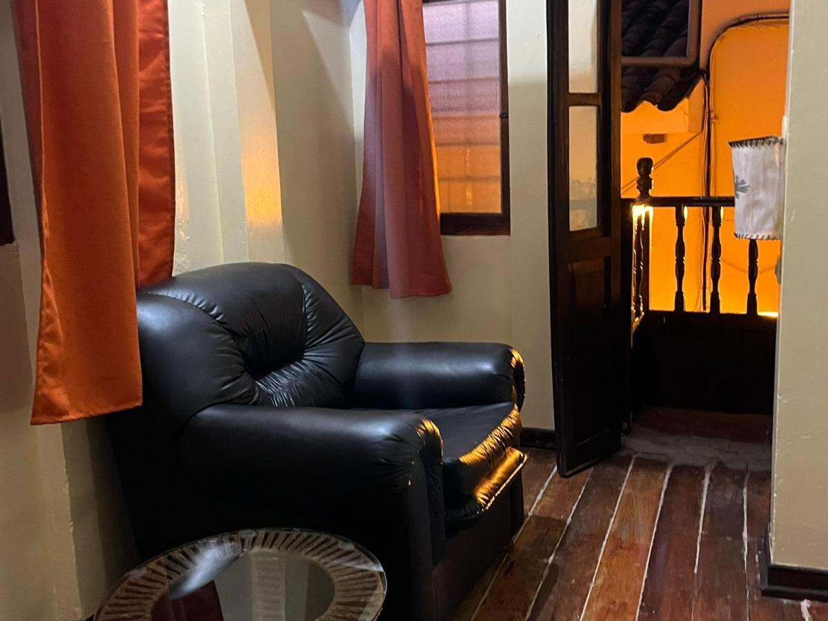 Hostal Andenes De Alabado Hotel Cuzco Kültér fotó